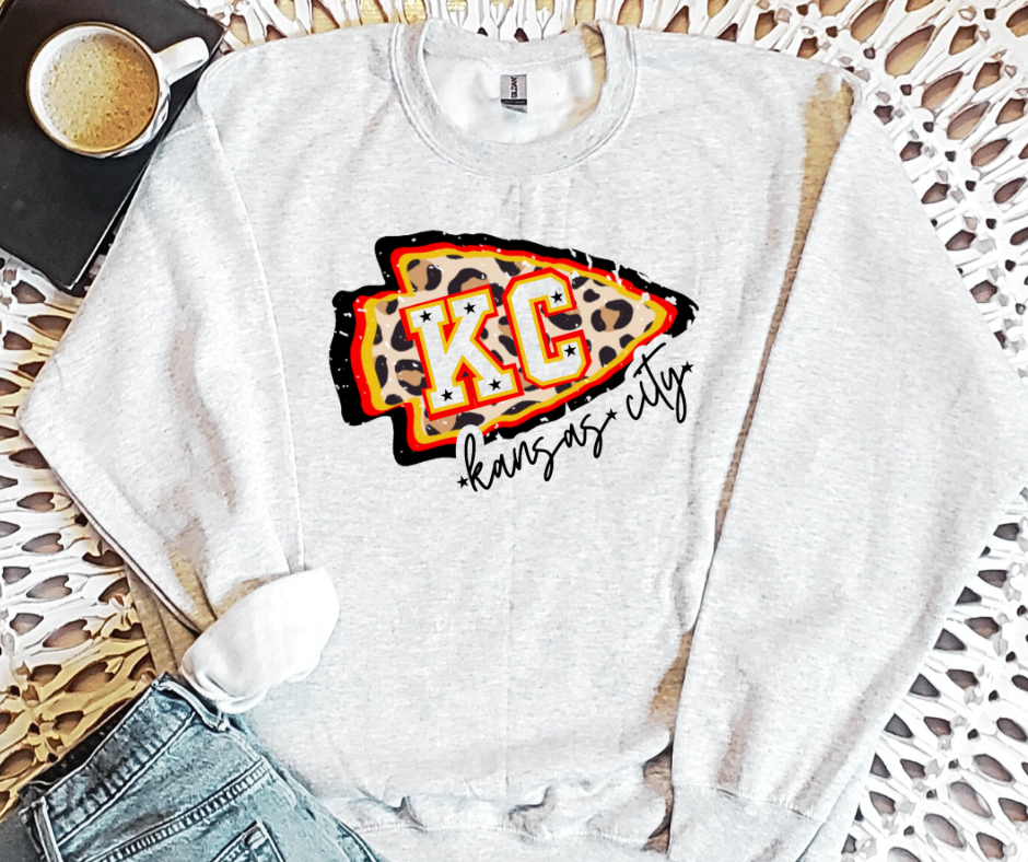 Leopard KC Arrowhead Ash Sweatshirt - The Red Rival