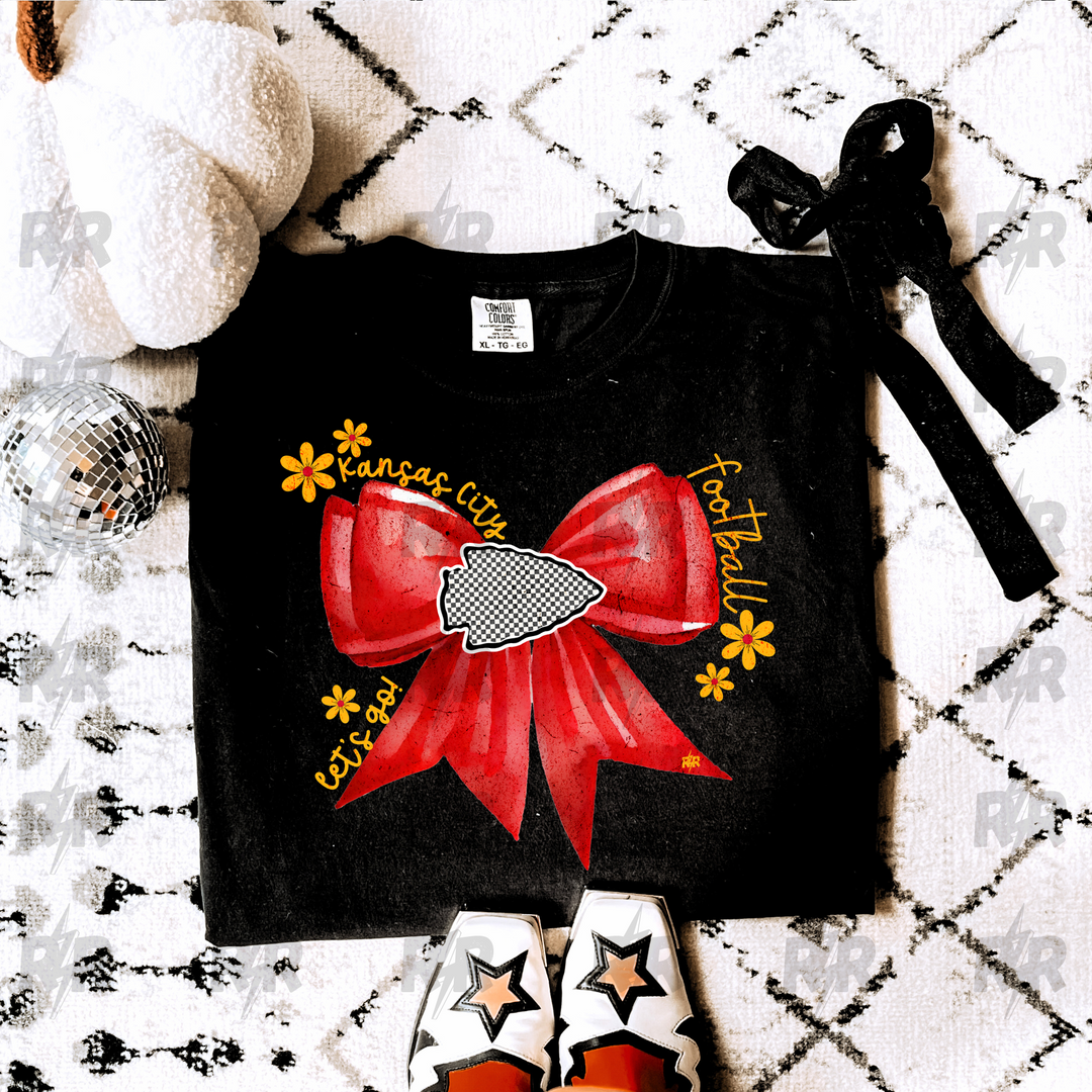 Red Bow Checkered Arrowhead Black Tee - The Red Rival