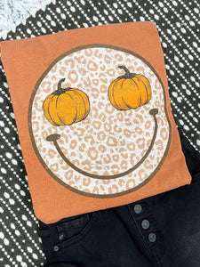 Pumpkin Smile Face Orange Graphic Tee - The Red Rival