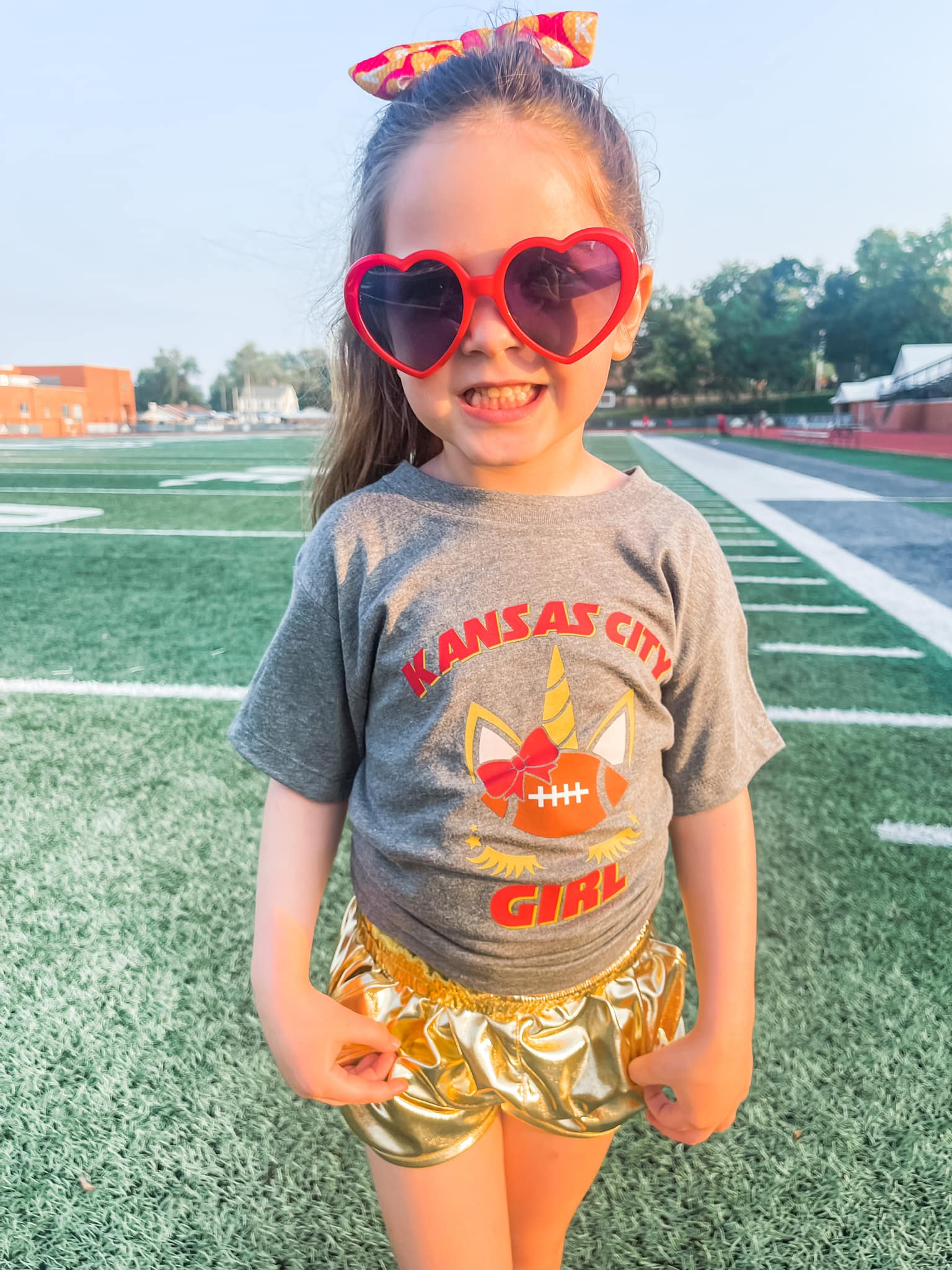Kansas City Girl Unicorn Grey Graphic Tee - The Red Rival