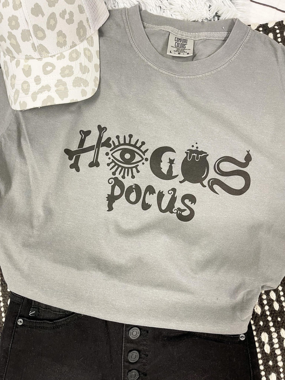 Hocus Pocus Grey Graphic Tee - The Red Rival