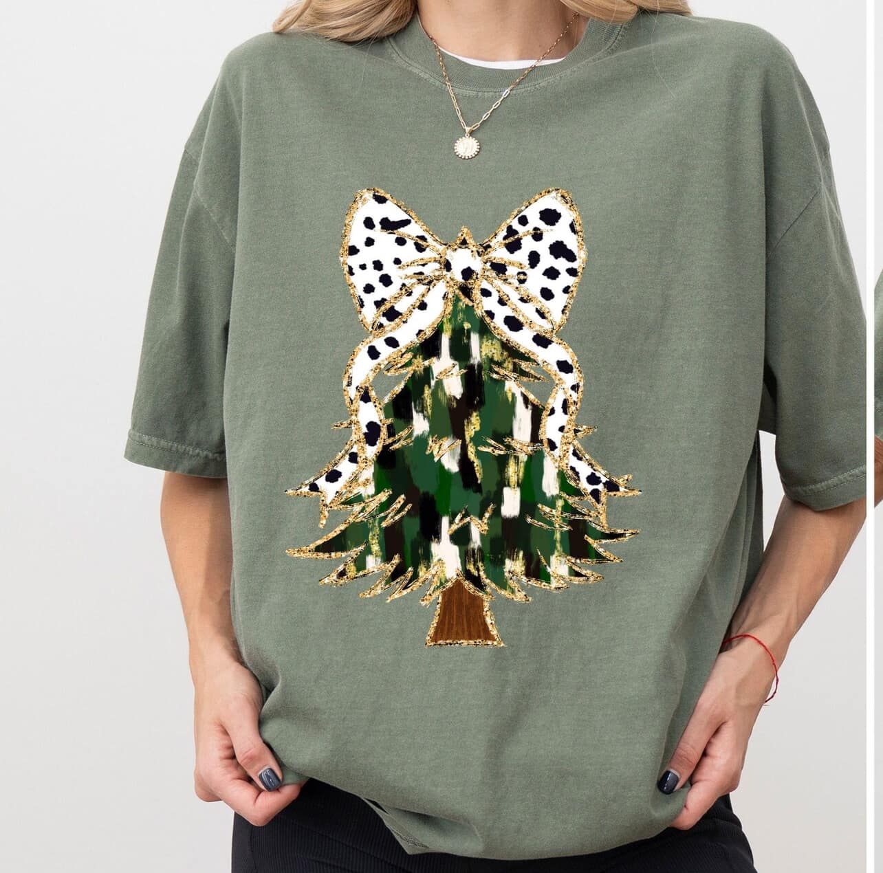 Brush Strokes Tree Coquette Christmas Bow Moss Tee - The Red Rival