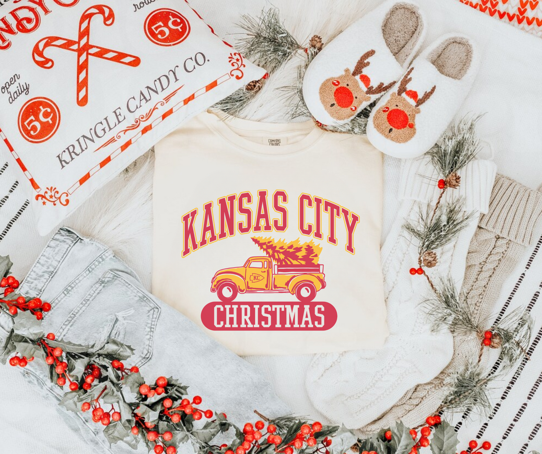 Kansas City Christmas Truck Ivory Graphic Tee - The Red Rival