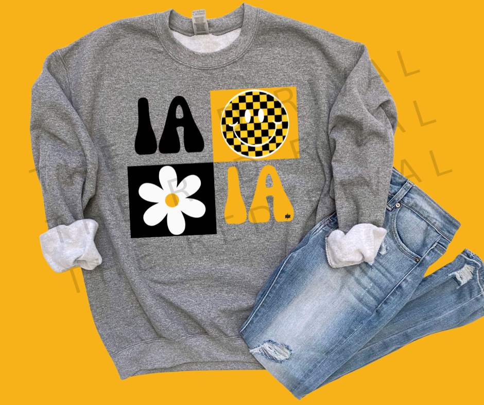 Retro Iowa 4 Squares Grey Sweatshirt - The Red Rival