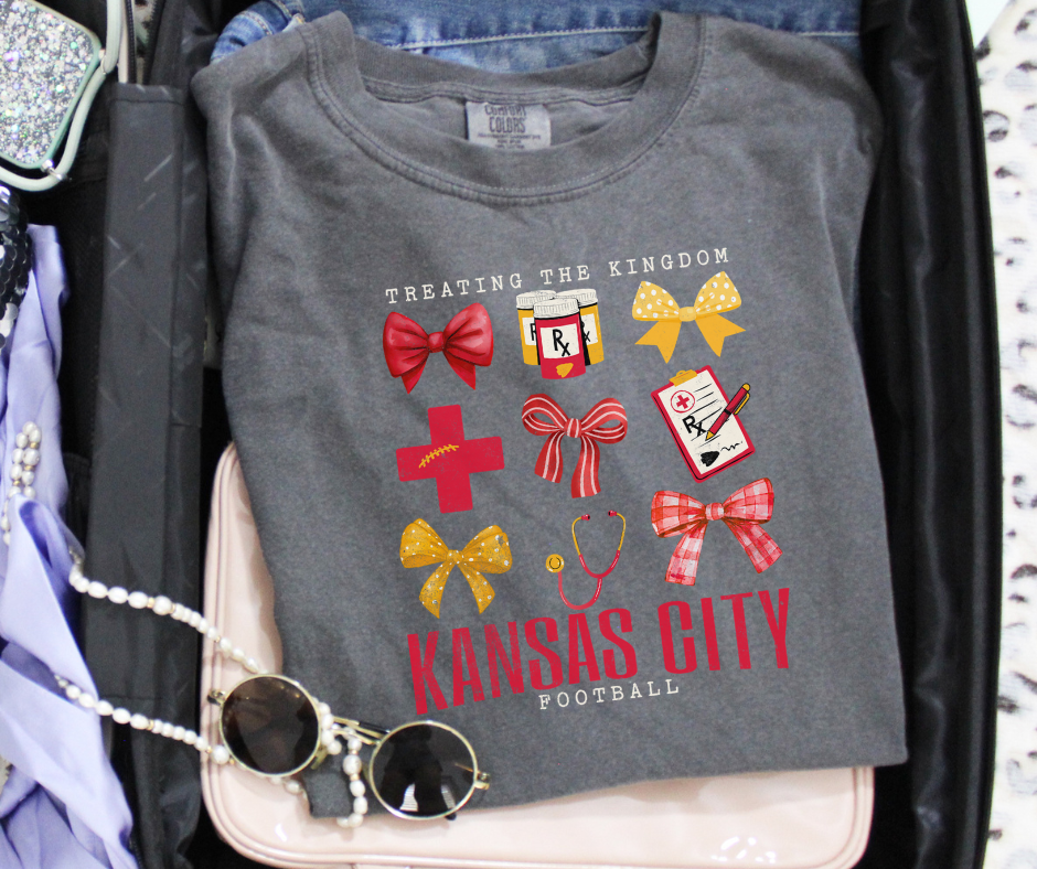 Treating the Kingdom Pepper Tee - The Red Rival