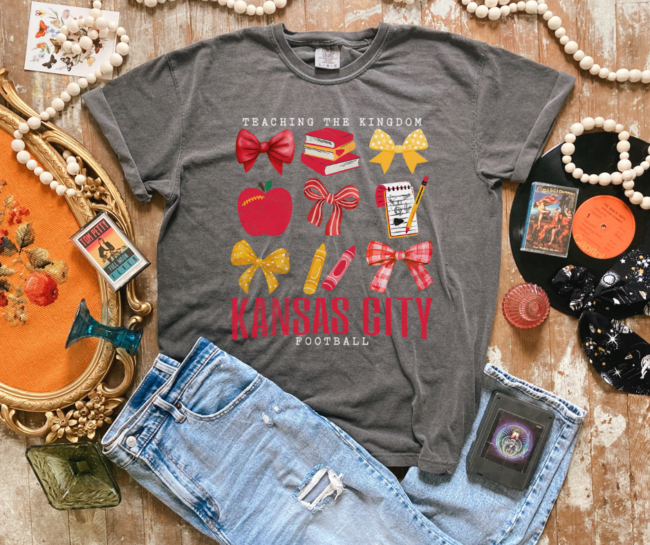 Teaching the Kingdom Pepper Tee - The Red Rival