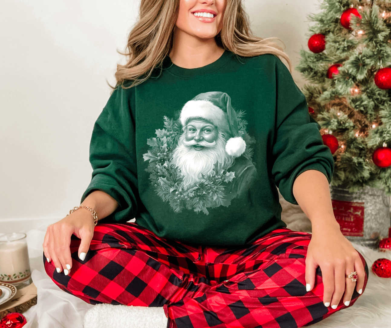 BLACK FRIDAY DEAL 4 - Wreath Santa - FINAL SALE - Graphic Tee - The Red Rival