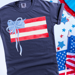 Dainty Bow American Flag - Graphic Tee - The Red Rival