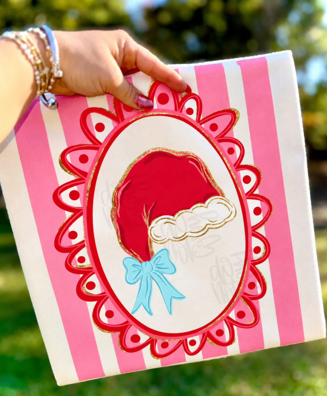 DEAL OF THE DAY - Santa Hat Frame Tan Tee or Sweatshirt - FINAL SALE - Graphic Tee - The Red Rival