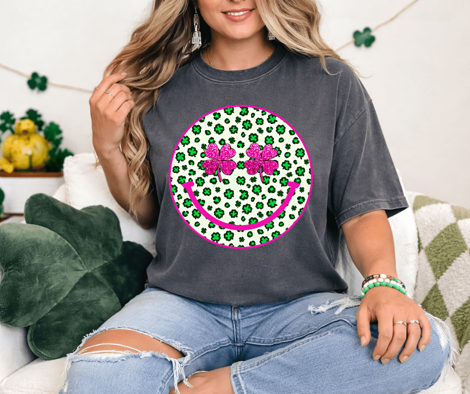 Faux Glitter Clover Smiley Face Gray Tee - Tees - The Red Rival