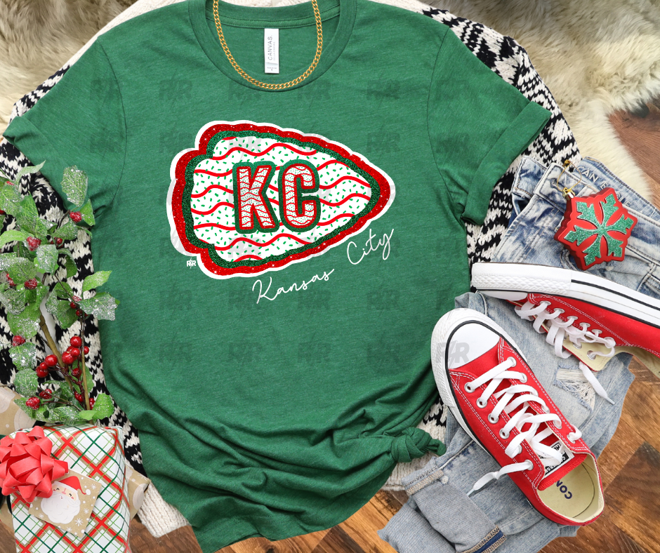 Glitter Christmas Cake ARROWHEAD 2024 Design - RED Outer Glitter - GREEN TEE - The Red Rival