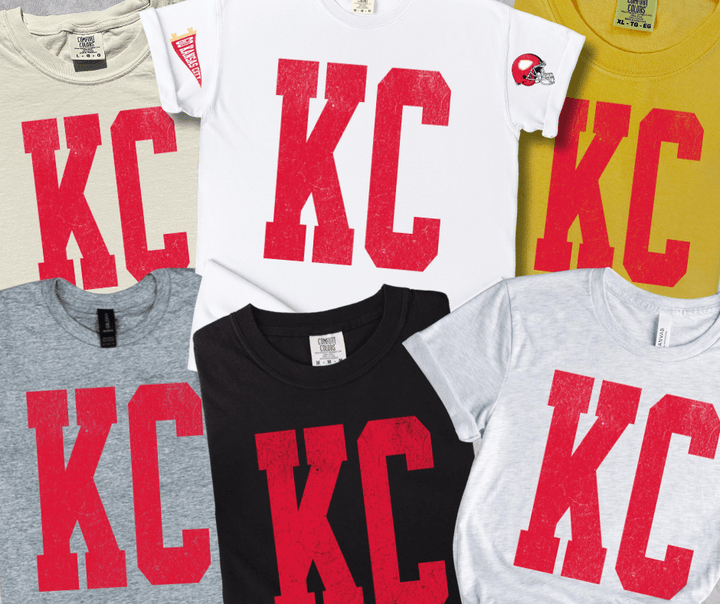 Oversized KC Pennant &amp; Helmet Sleeves (Pick Your Tee Color) - NO PLAYER &